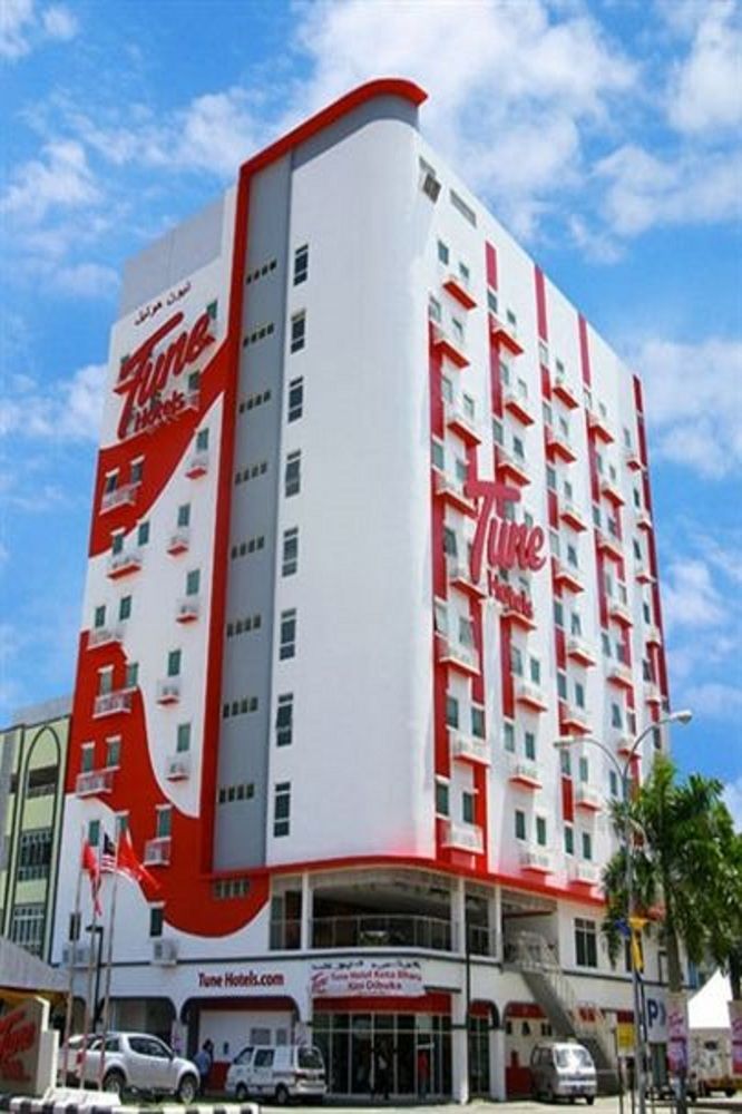 Tune Hotel - Kota Bahru City Centre image 1